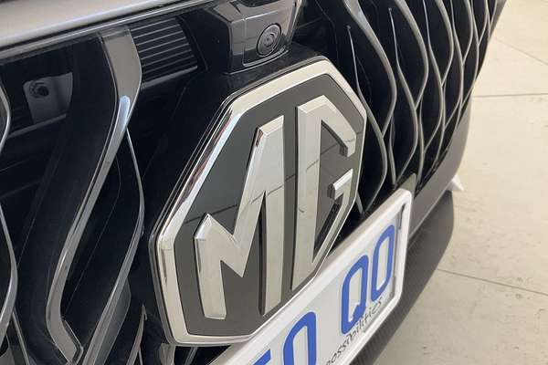 2025 MG MG5 Essence