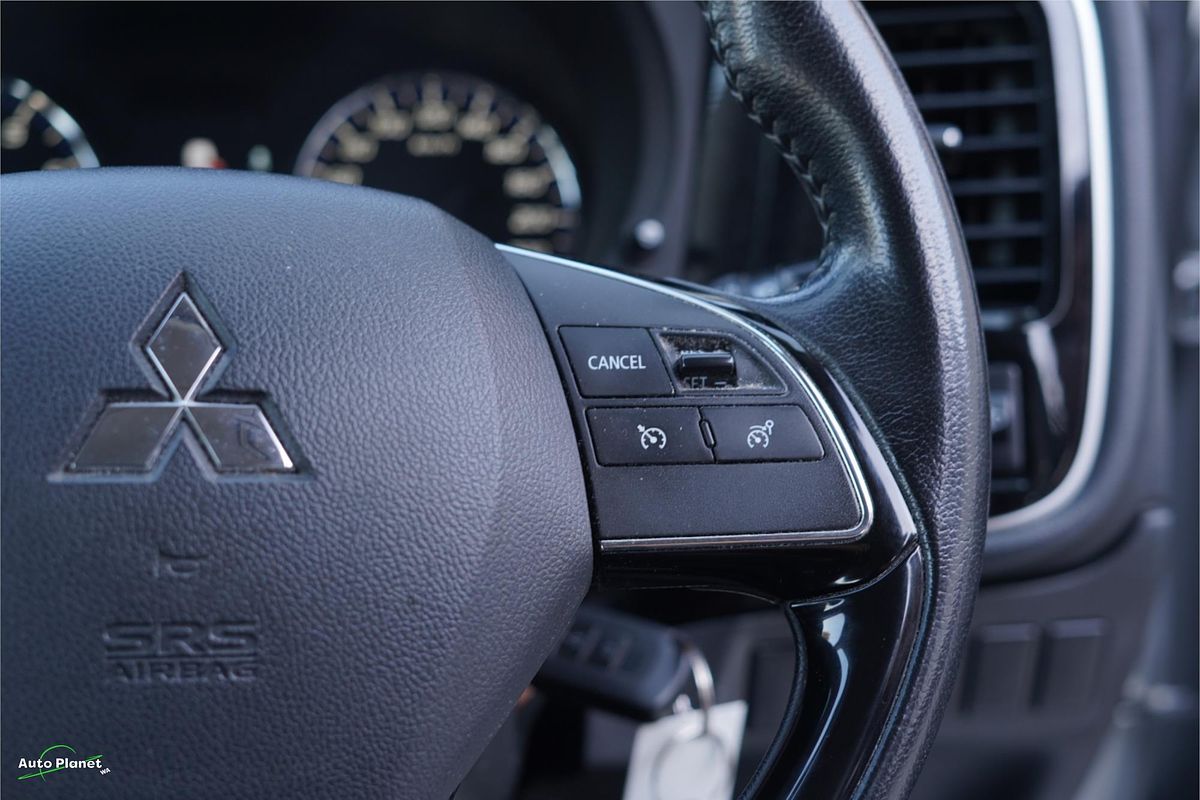 2019 Mitsubishi Outlander ES ZL