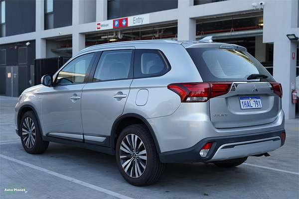 2019 Mitsubishi Outlander ES ZL