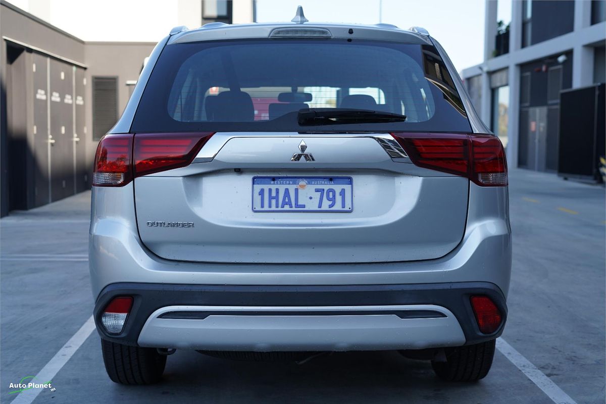 2019 Mitsubishi Outlander ES ZL