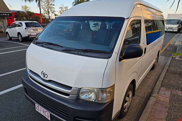2010 Toyota Hiace