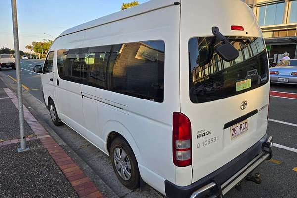 2010 Toyota Hiace