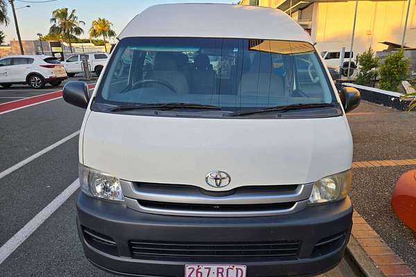 2010 Toyota Hiace