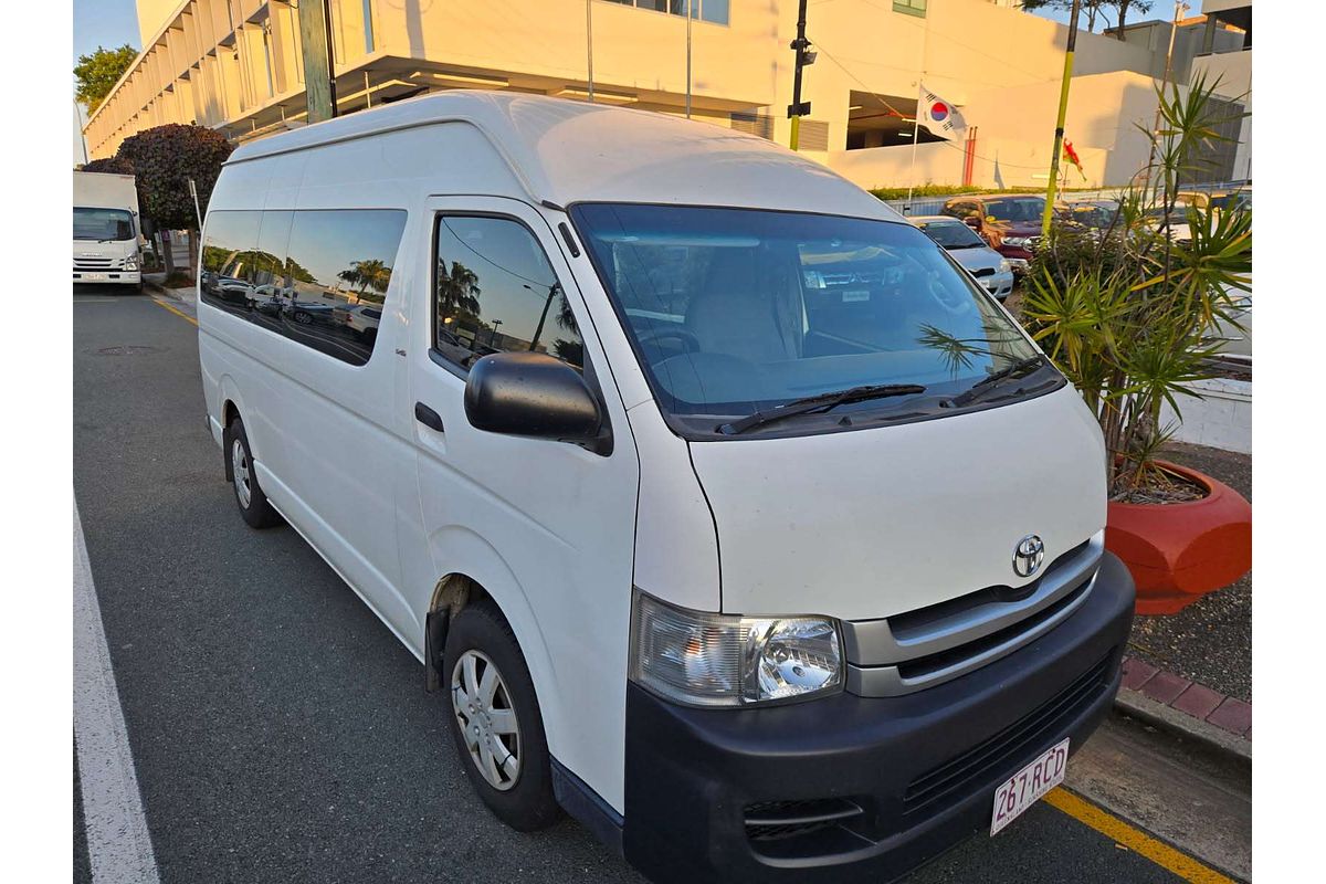 2010 Toyota Hiace