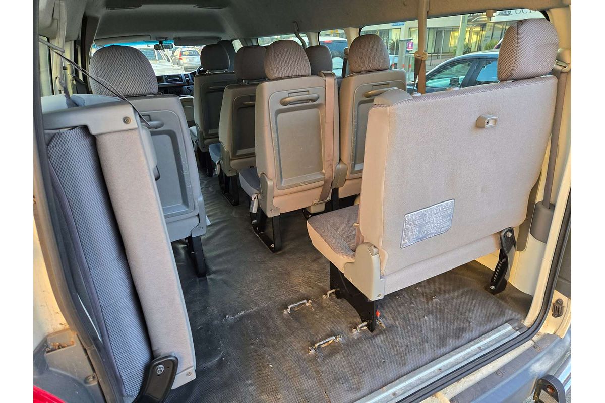 2010 Toyota Hiace