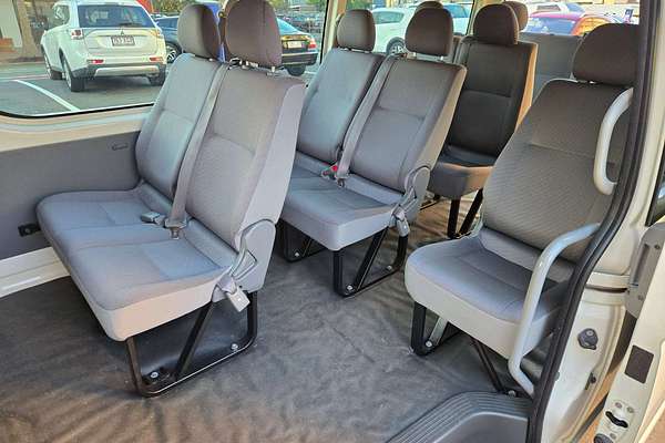 2010 Toyota Hiace