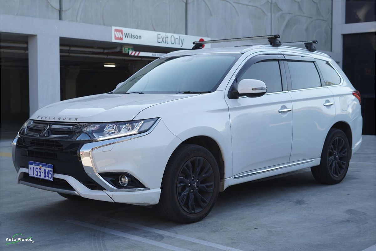 2017 Mitsubishi Outlander PHEV LS ZK