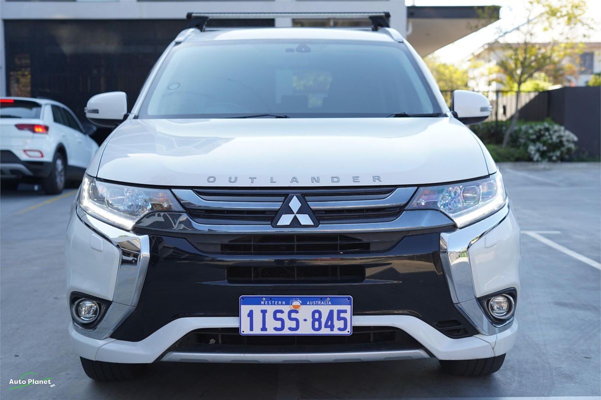 2017 Mitsubishi Outlander PHEV LS ZK