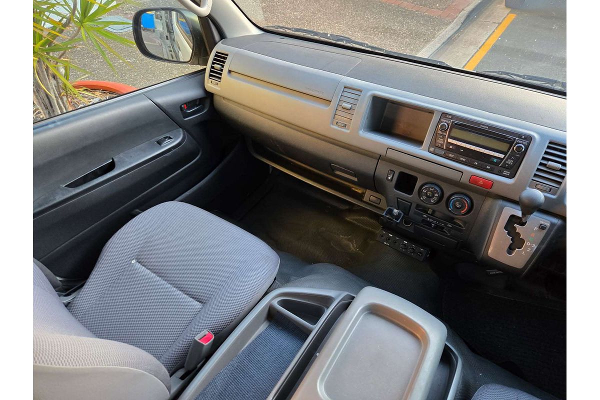 2010 Toyota Hiace