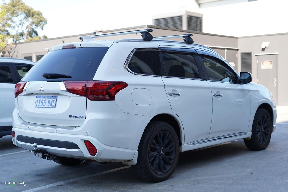 2017 Mitsubishi Outlander PHEV LS ZK