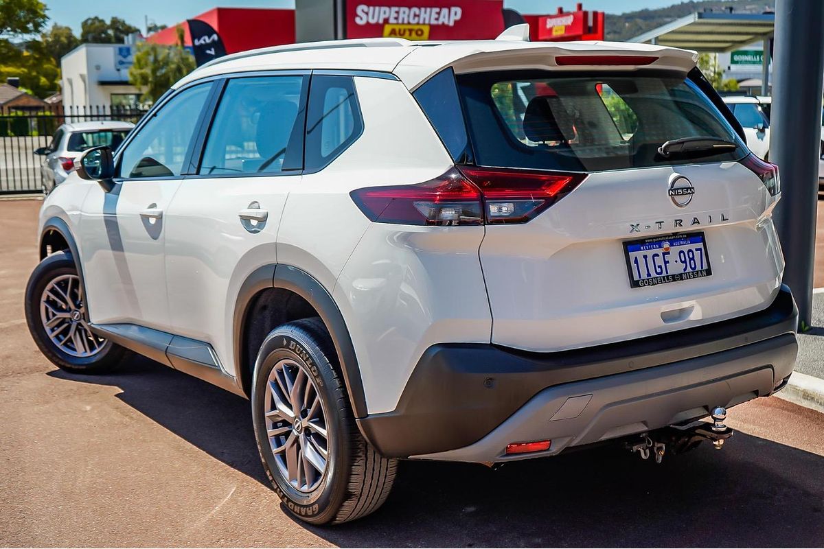 2024 Nissan X-TRAIL ST T33