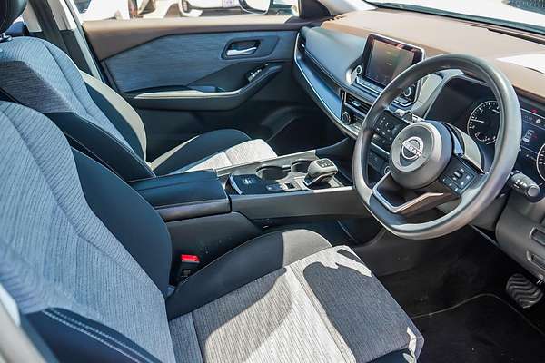 2024 Nissan X-TRAIL ST T33
