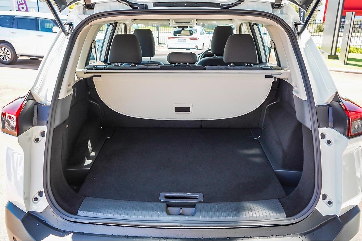 2024 Nissan X-TRAIL ST T33
