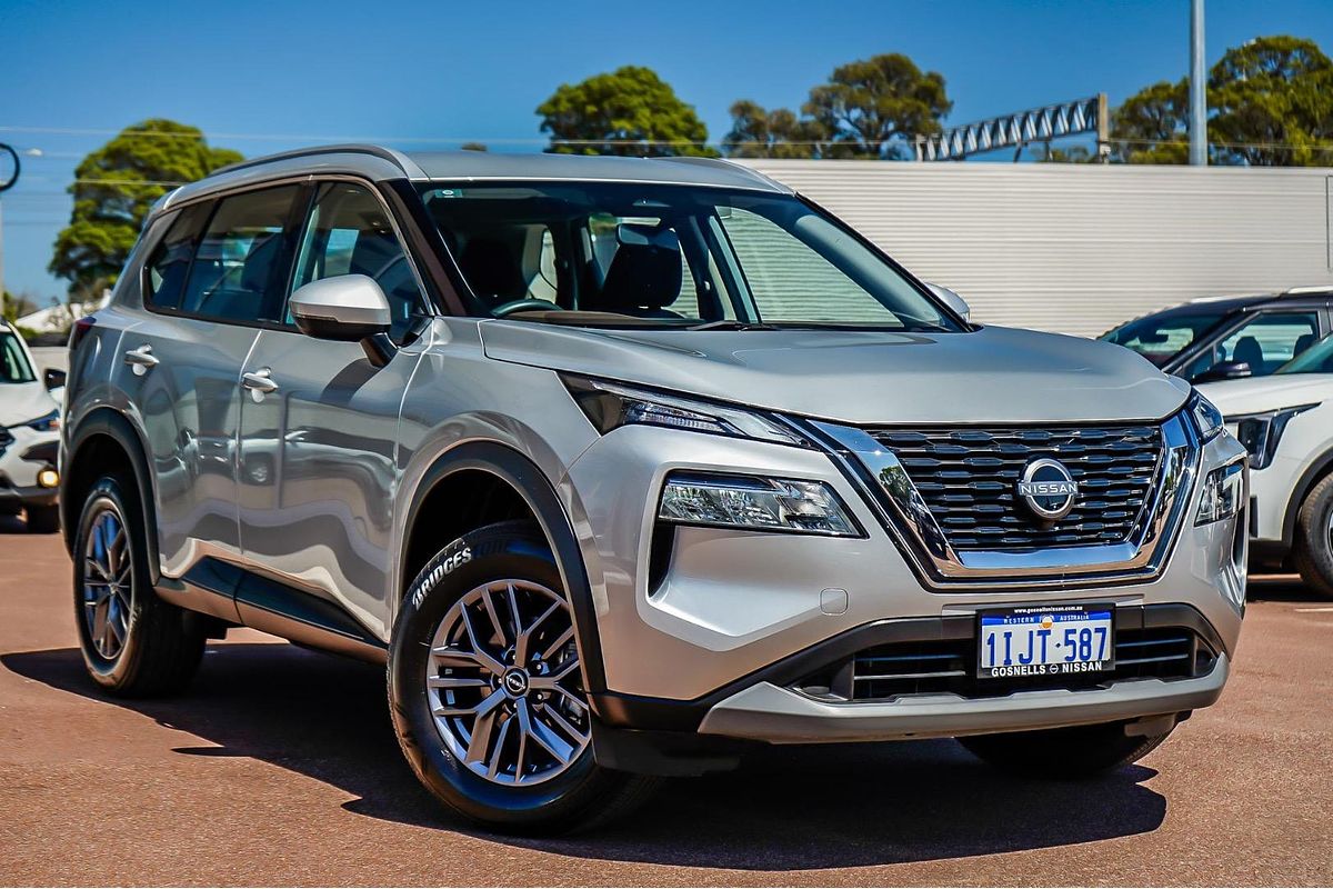 2024 Nissan X-TRAIL ST T33