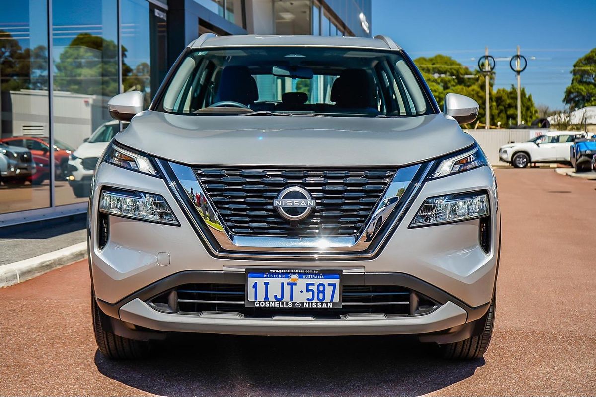 2024 Nissan X-TRAIL ST T33