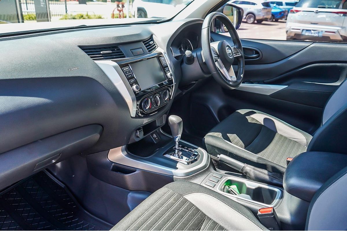 2023 Nissan Navara SL D23 Rear Wheel Drive