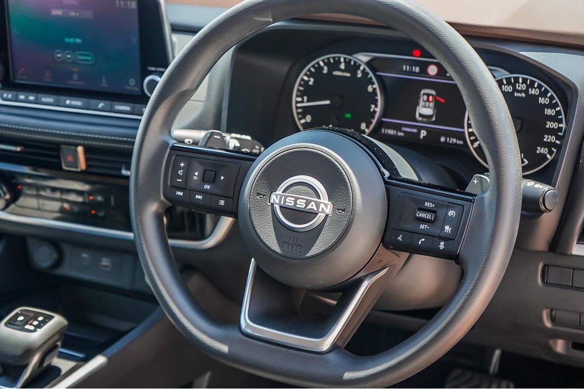 2024 Nissan X-TRAIL ST T33