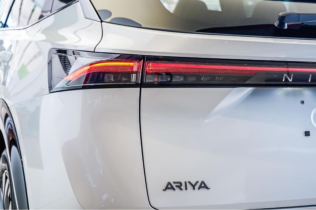 2025 Nissan Ariya Advance FE0