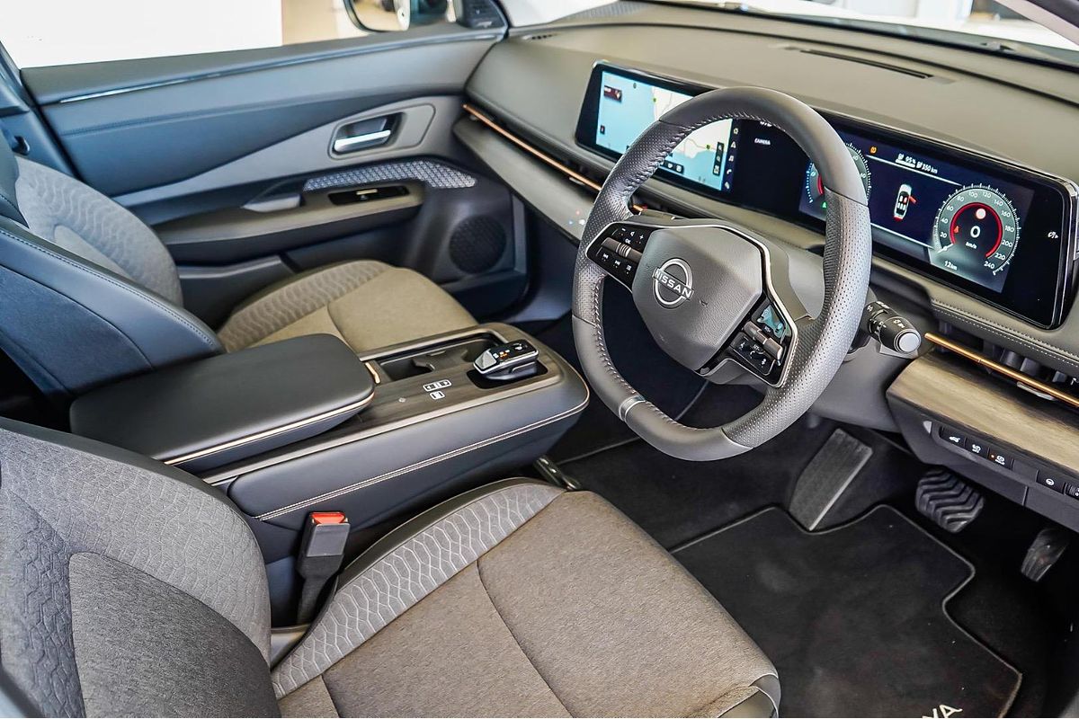 2025 Nissan Ariya Advance FE0