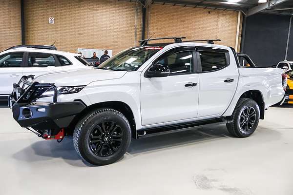 2020 Mitsubishi Triton GSR MR 4X4