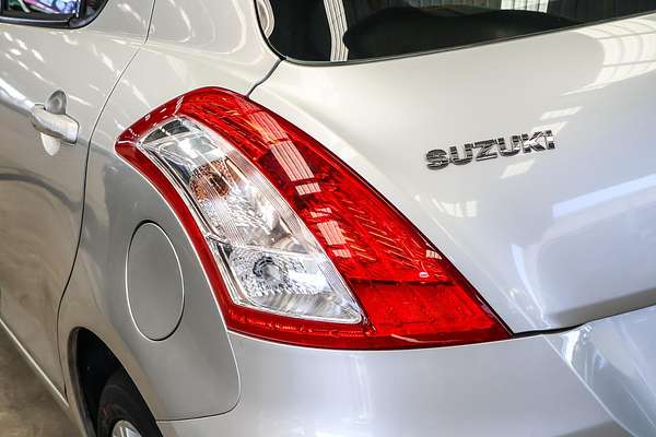 2015 Suzuki Swift GL Navigator FZ