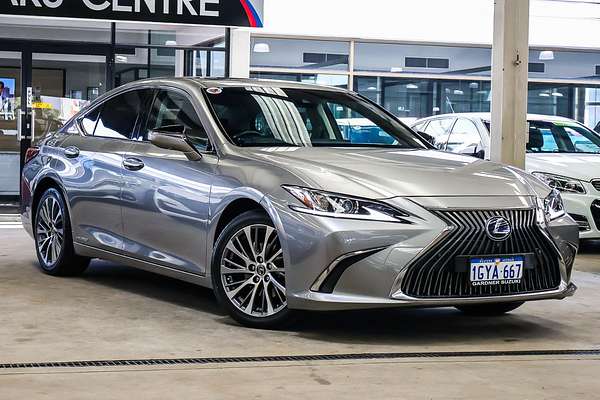 2019 Lexus ES ES300h Luxury AXZH10R