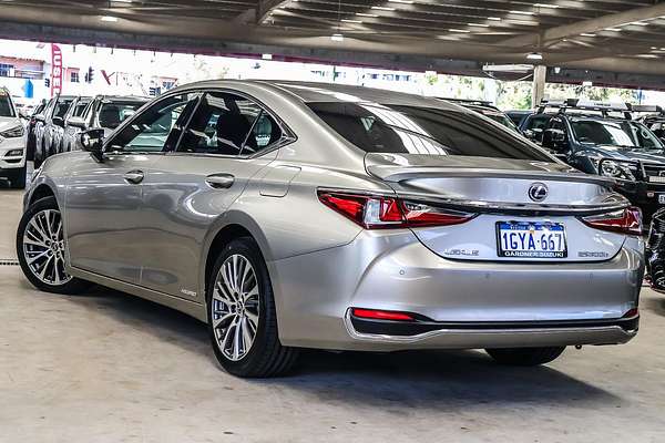2019 Lexus ES ES300h Luxury AXZH10R