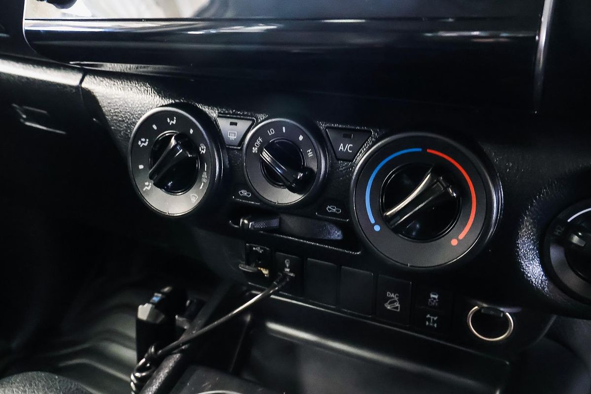 2023 Toyota Hilux SR GUN126R 4X4