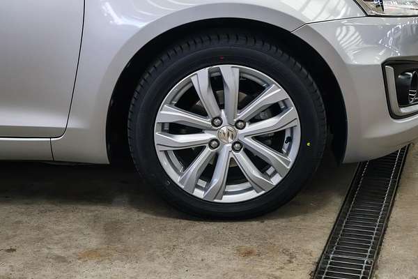 2015 Suzuki Swift GL Navigator FZ