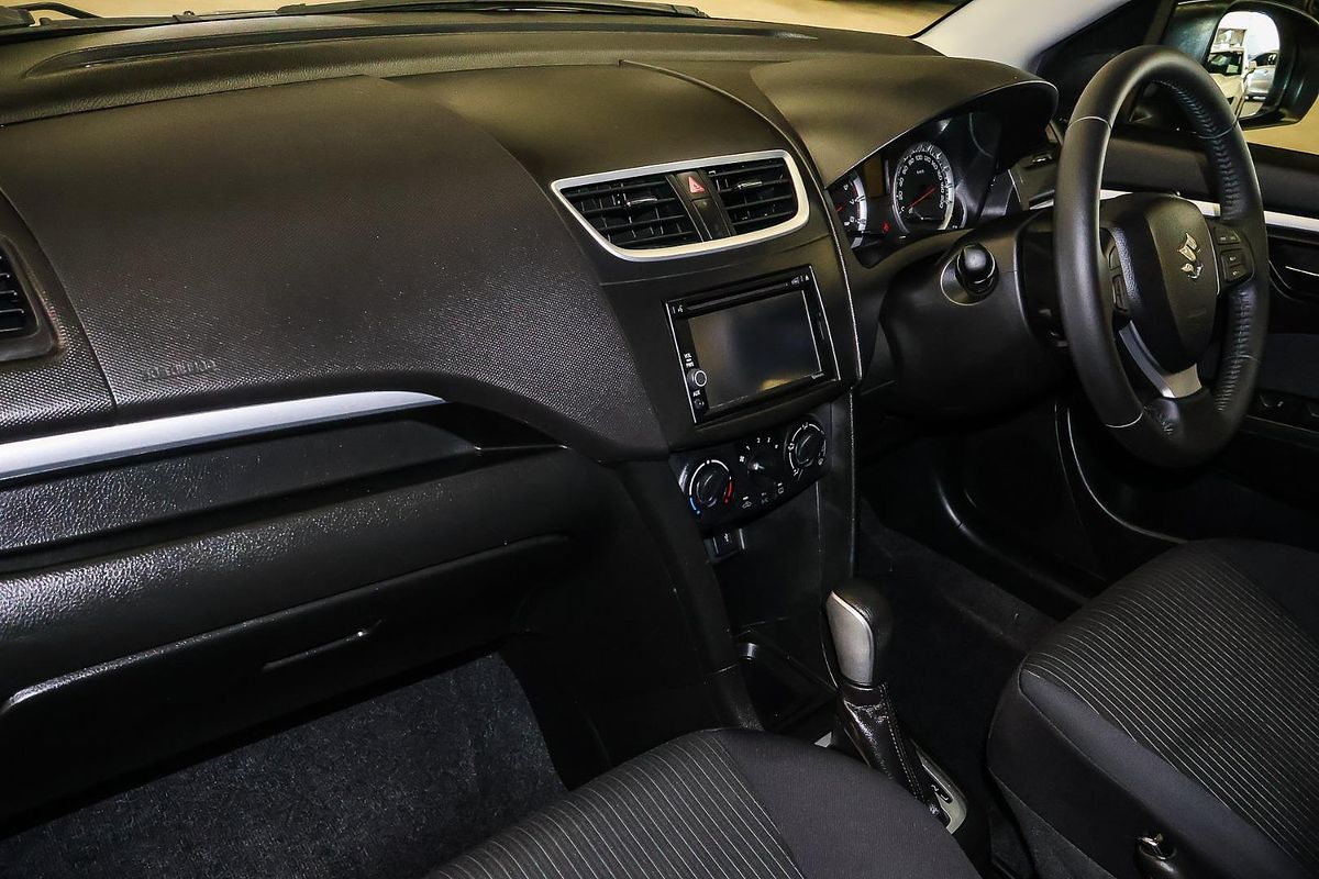 2015 Suzuki Swift GL Navigator FZ