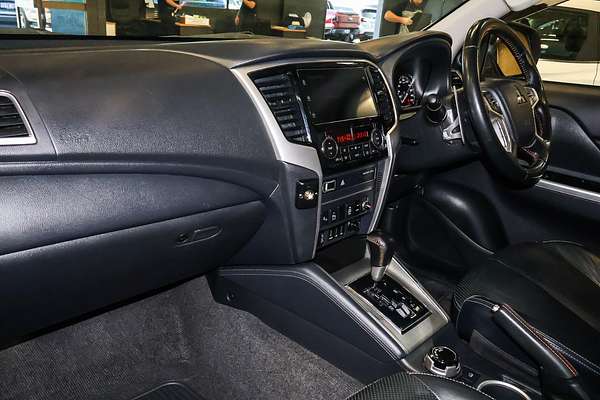 2020 Mitsubishi Triton GSR MR 4X4