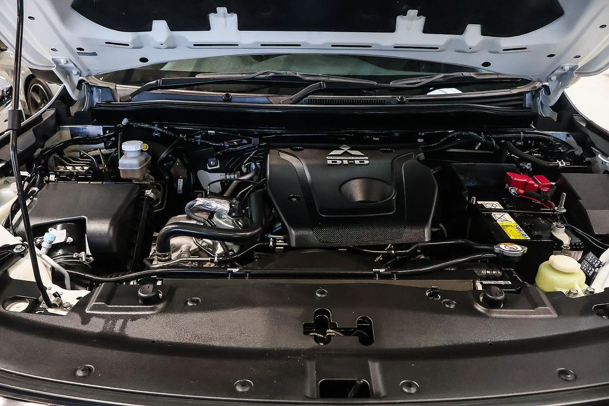 2020 Mitsubishi Triton GSR MR 4X4