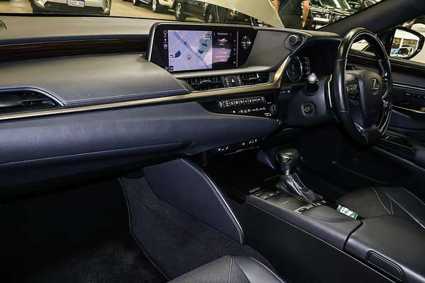2019 Lexus ES ES300h Luxury AXZH10R