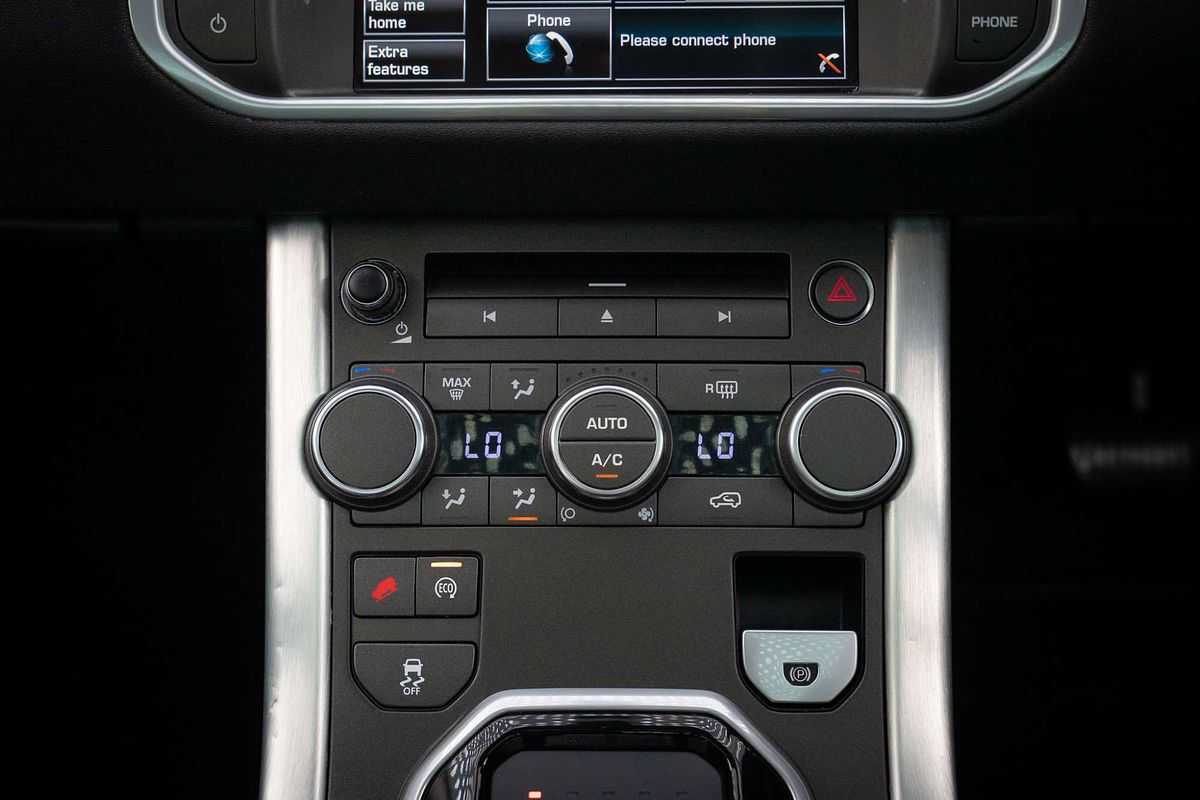 2015 Land Rover Range Rover Evoque TD4 150 Pure L538