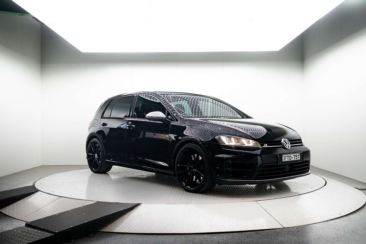 2014 Volkswagen Golf R 7