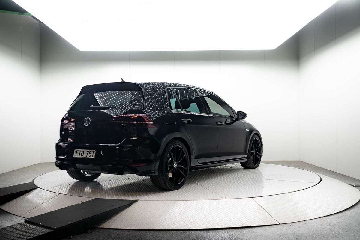 2014 Volkswagen Golf R 7