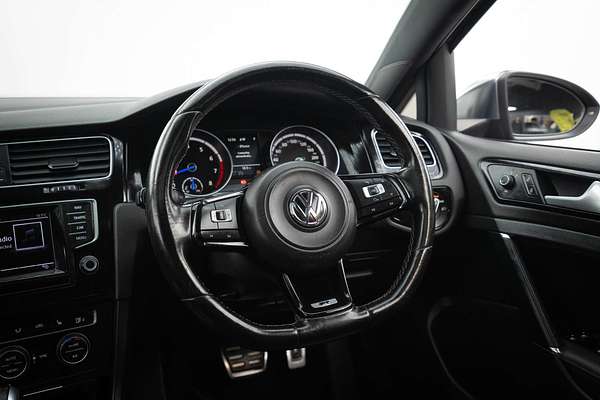 2014 Volkswagen Golf R 7