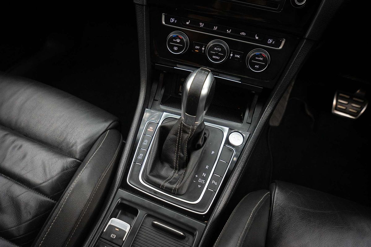 2014 Volkswagen Golf R 7