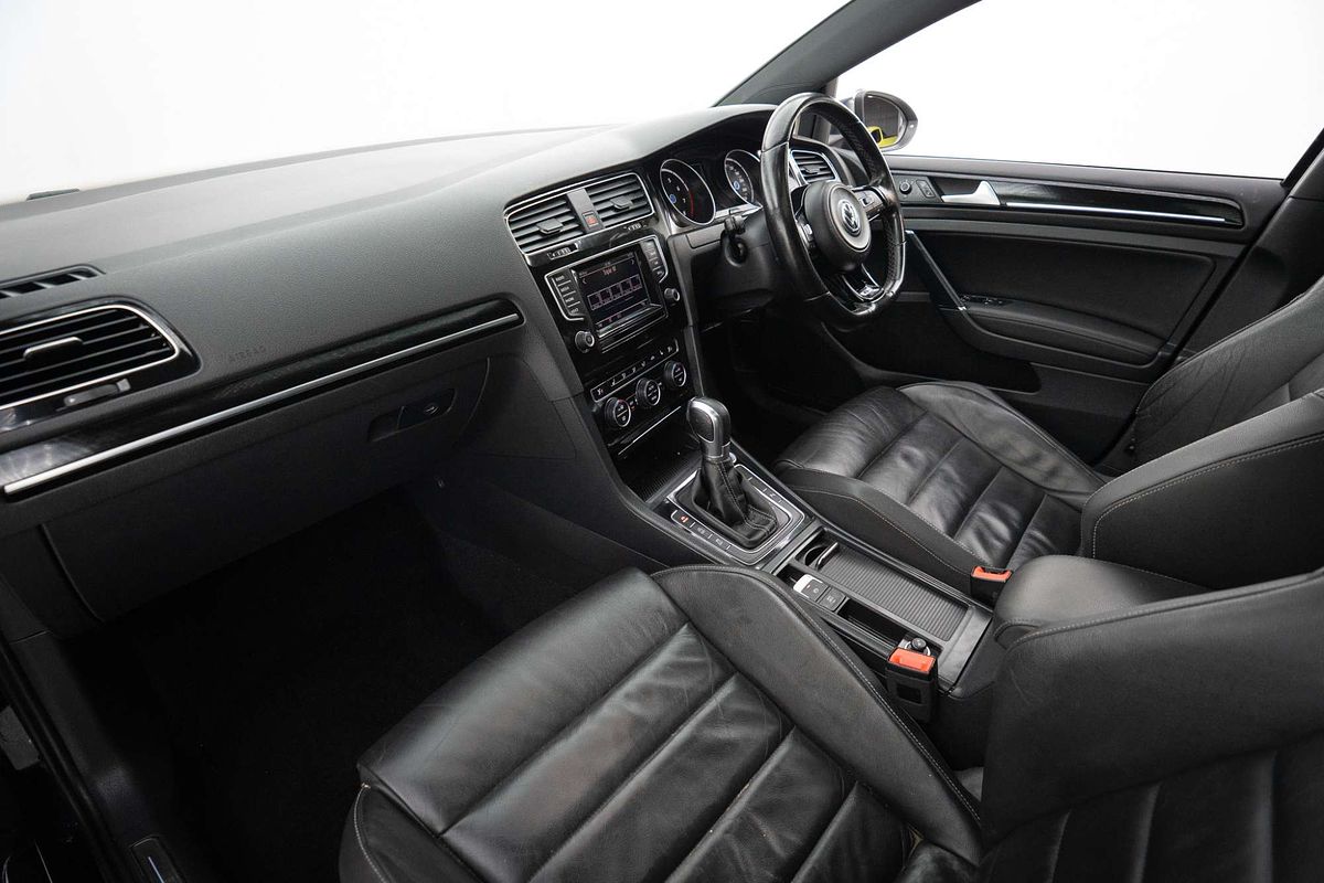 2014 Volkswagen Golf R 7