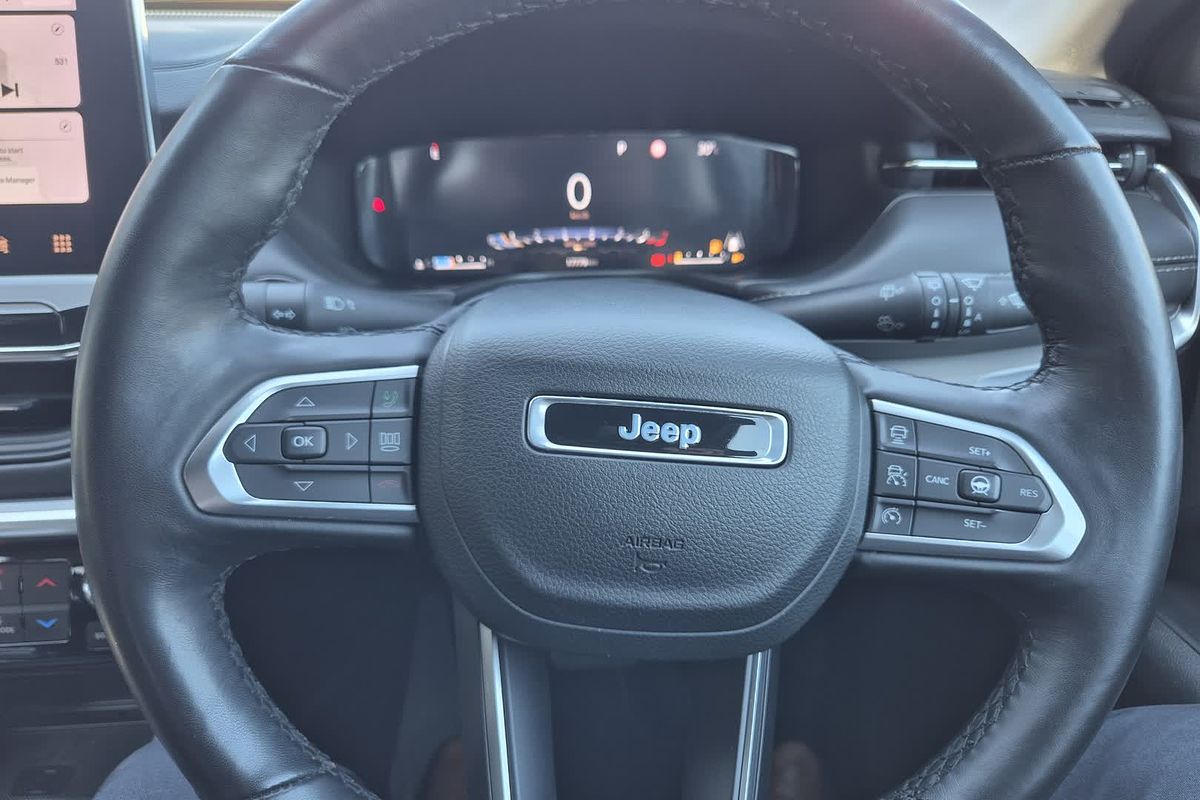 2023 Jeep Compass S-Limited M6