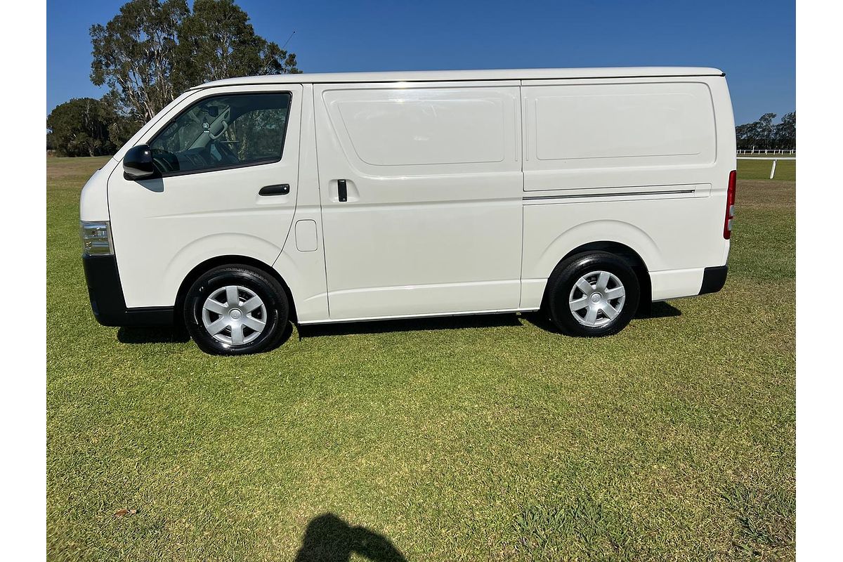 2014 Toyota Hiace KDH201R LWB