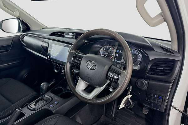 2021 Toyota Hilux SR GUN126R 4X4