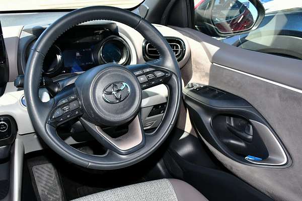 2022 Toyota Yaris ZR Hybrid MXPH10R