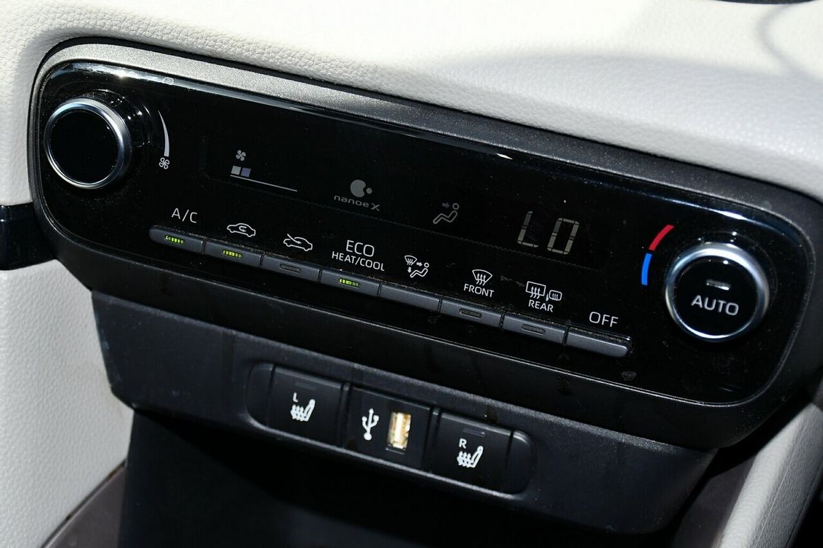 2022 Toyota Yaris ZR Hybrid MXPH10R