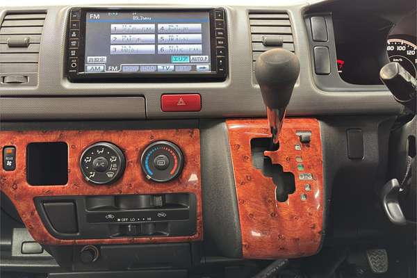 2009 Toyota Hiace Long Super GL