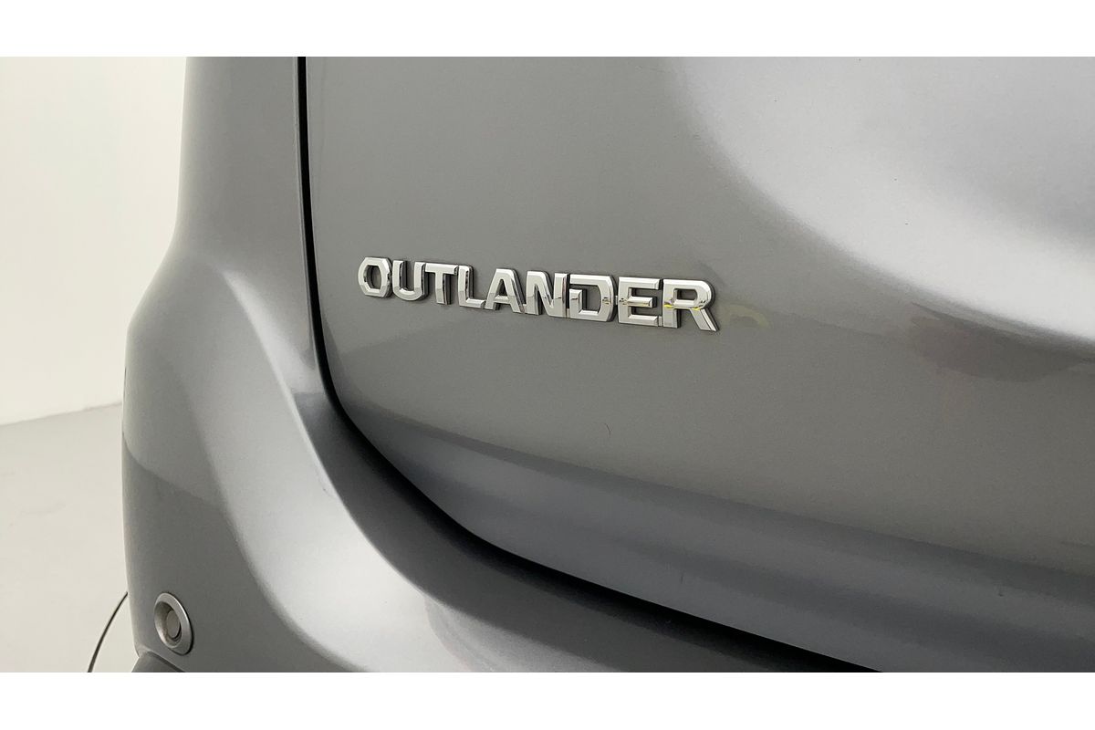 2017 Mitsubishi Outlander LS Safety Pack ZK