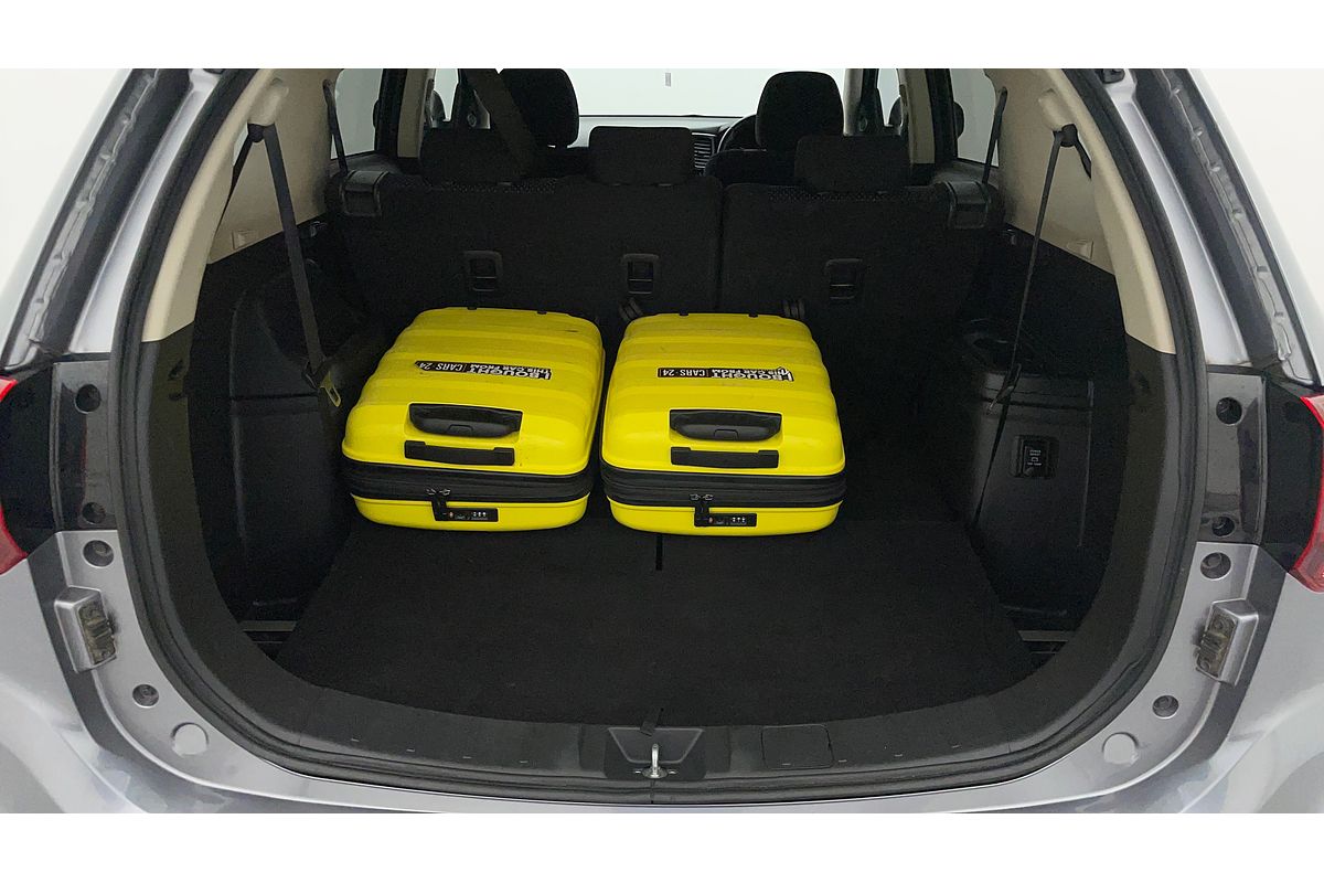 2017 Mitsubishi Outlander LS Safety Pack ZK