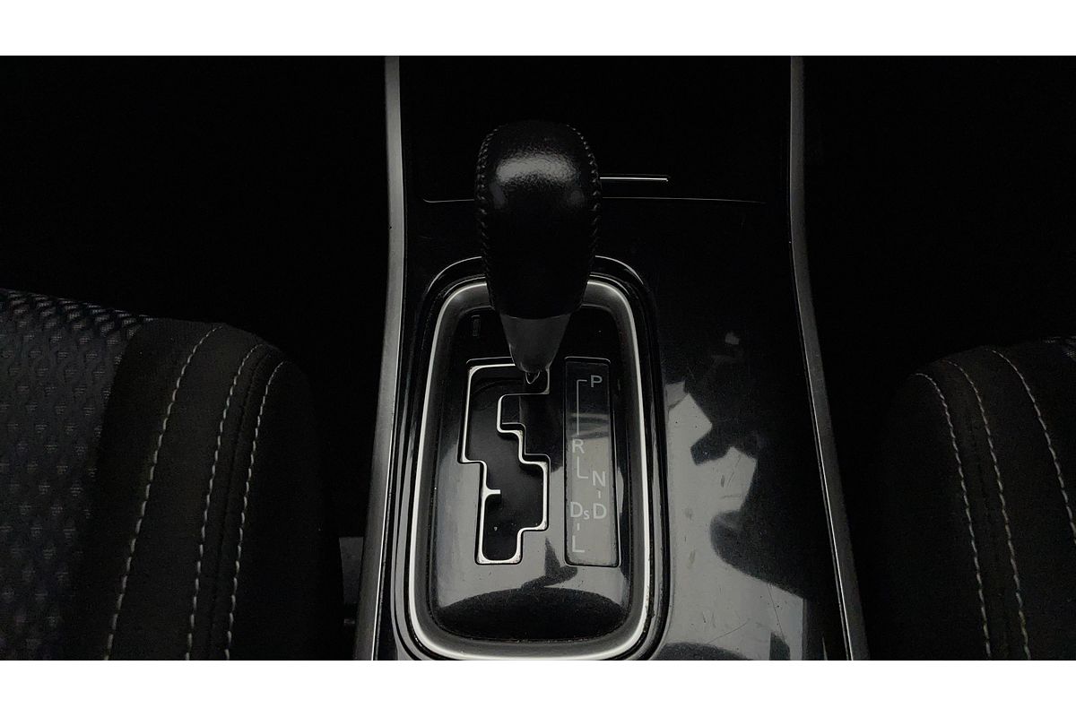 2017 Mitsubishi Outlander LS Safety Pack ZK