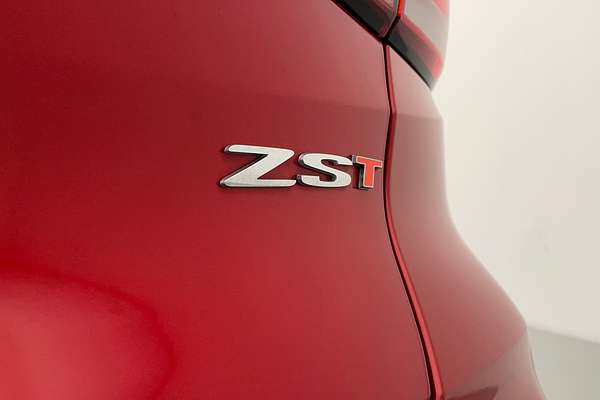 2022 MG ZST Essence