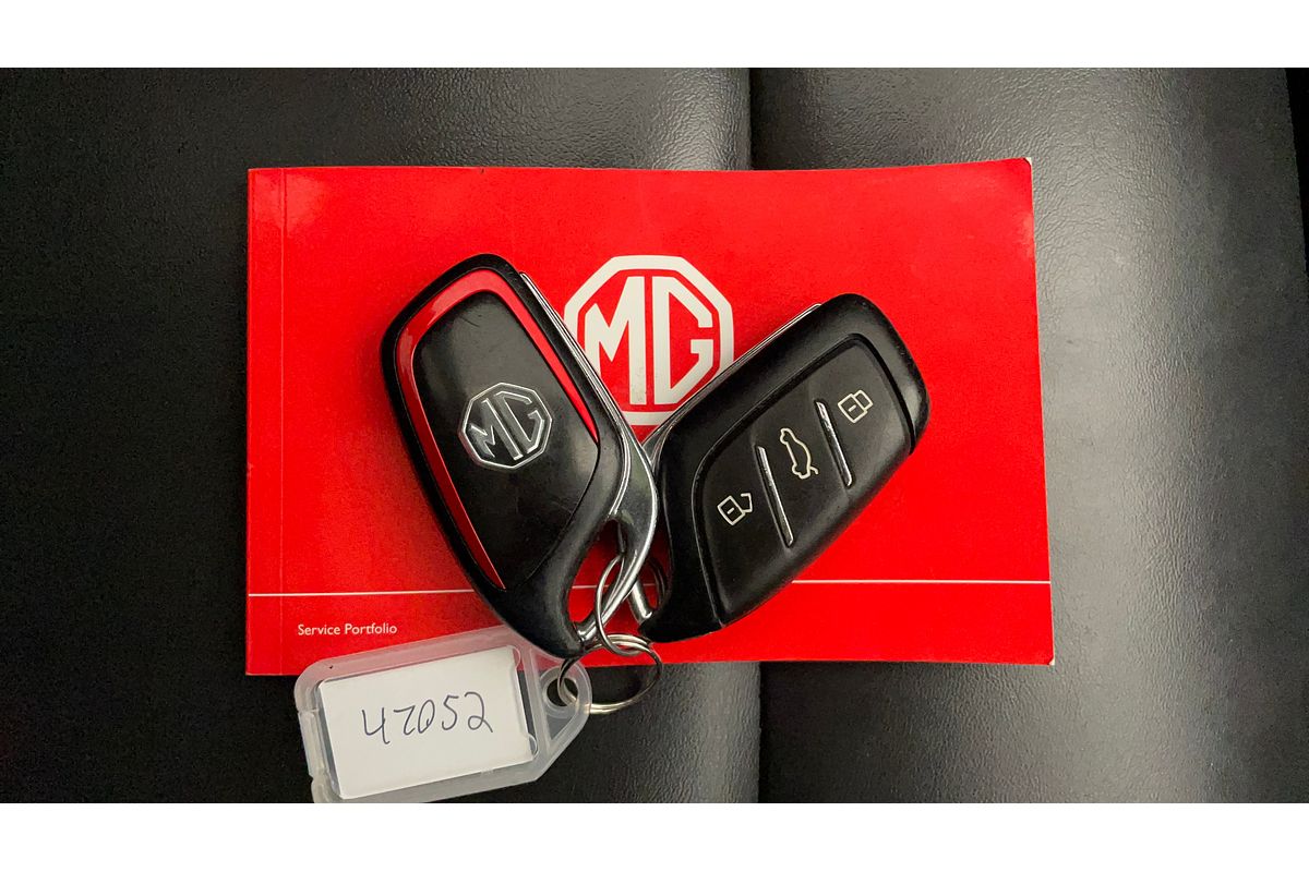2022 MG ZST Essence